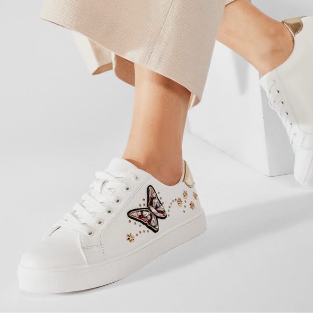 White Butterfly Embellished Sneakers